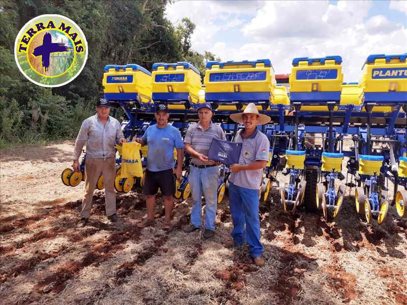 Entrega feita com sucesso para família Romanzini !!!
PLANTUM 1150 obrigado pela confiança a nos da TERRA MAIS IMPLEMENTOS & IMASA 
#SEGUEOLIDER!! 