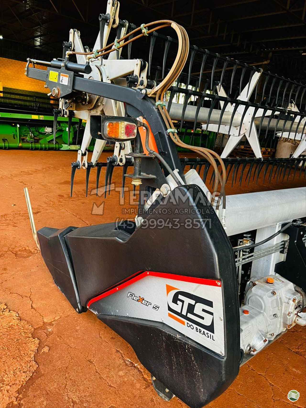 PLATAFORMA COLHEITADEIRA GTS FLEXER XS 40 Terra Mais Implementos Agrícolas TOLEDO PARANÁ PR