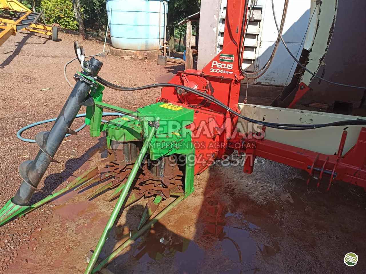 IMPLEMENTOS AGRICOLAS ENSILADEIRA ENSILADEIRA 2 LINHAS Terra Mais Implementos Agrícolas TOLEDO PARANÁ PR