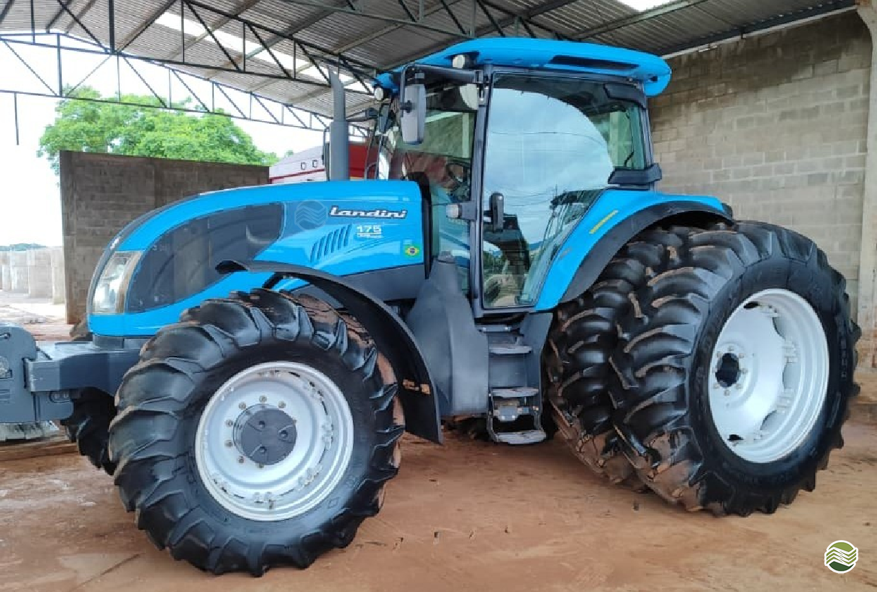 TRATOR LANDINI LANDPOWER 175 Tração 4x4 Terra Mais Implementos Agrícolas TOLEDO PARANÁ PR