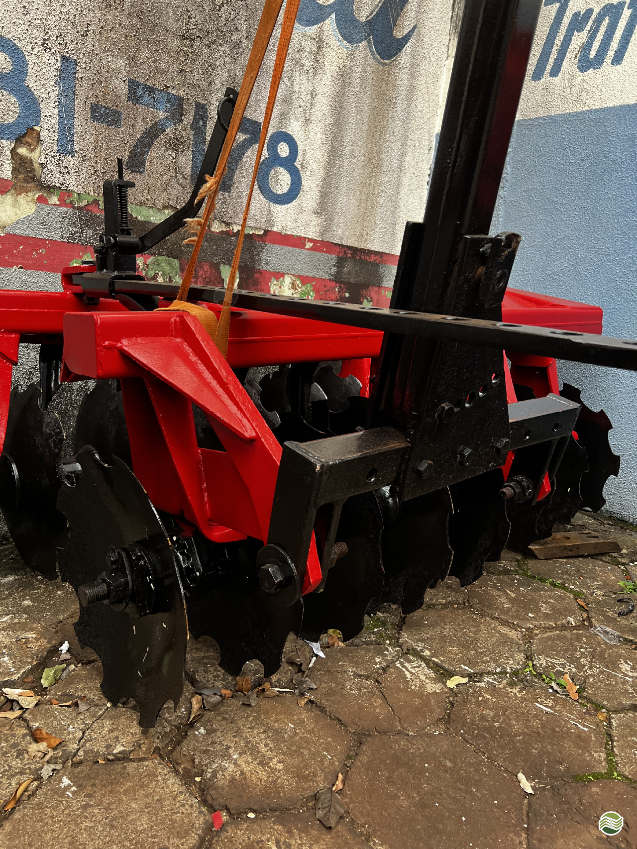 IMPLEMENTOS AGRICOLAS GRADE ARADORA ARADORA 16 DISCOS Diney Tratores GOIOERE PARANÁ PR