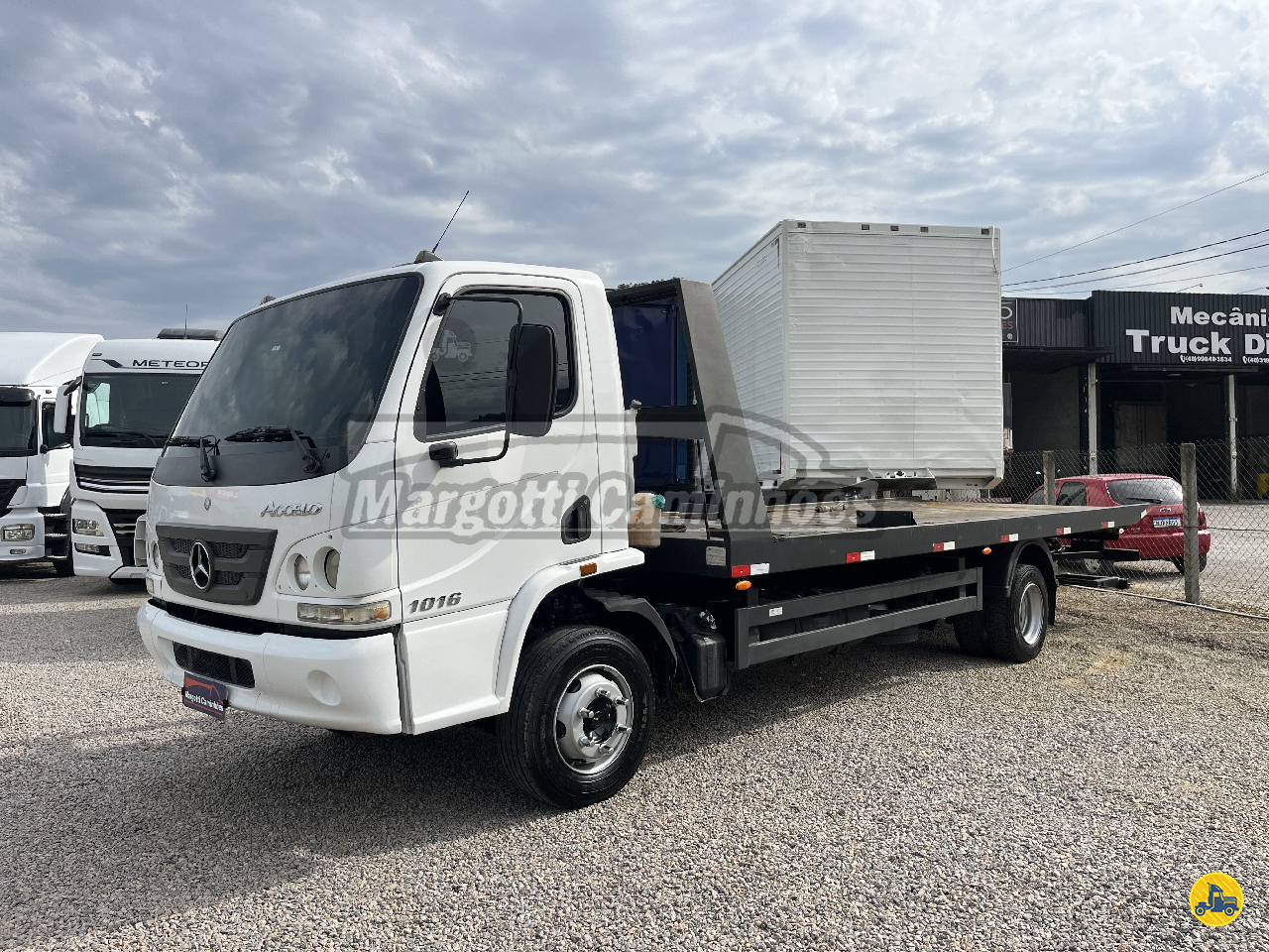 CAMINHAO MERCEDES-BENZ MB 1016 Plataforma Guincho 3/4 4x2 Margotti Caminhões TUBARAO SANTA CATARINA SC