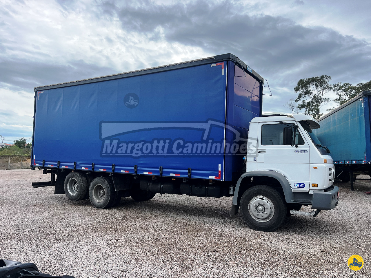 CAMINHAO VOLKSWAGEN VW 13150 Baú Sider Truck 6x2 Margotti Caminhões TUBARAO SANTA CATARINA SC