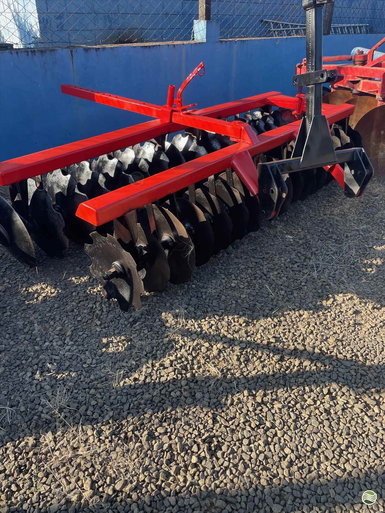 IMPLEMENTOS AGRICOLAS GRADE NIVELADORA NIVELADORA 32 DISCOS Limeira Tratores LIMEIRA SÃO PAULO SP