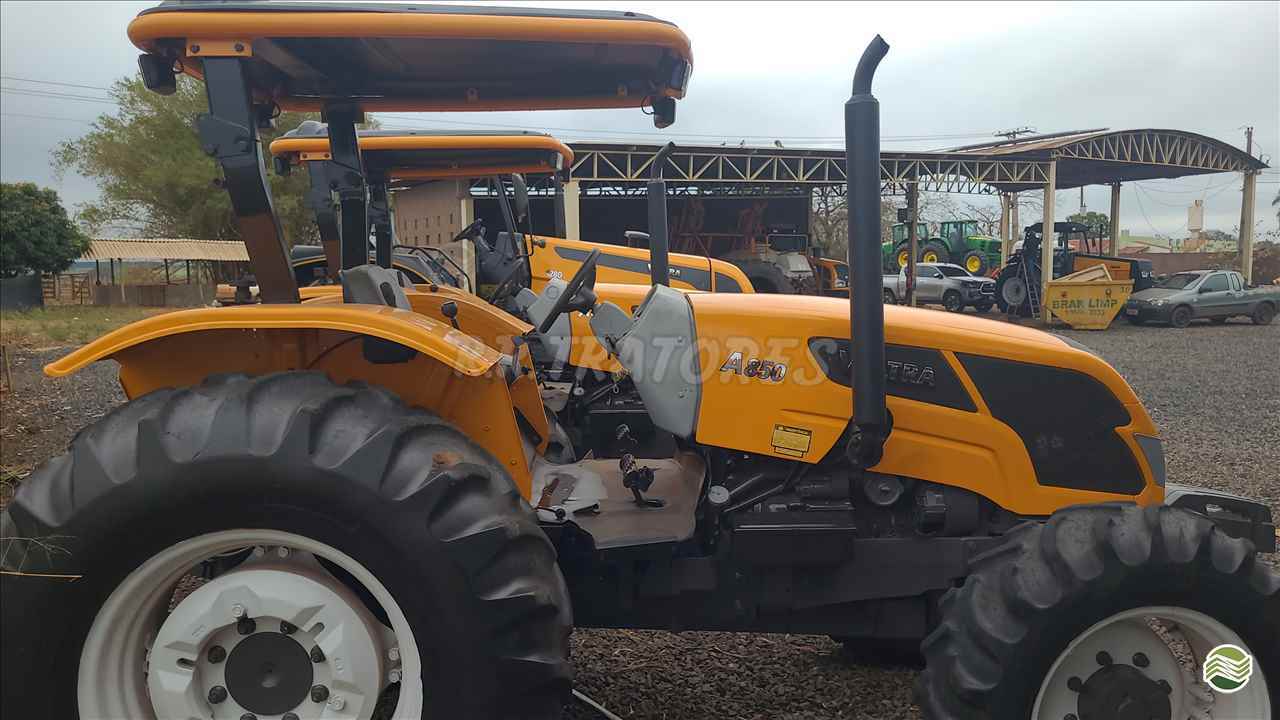 TRATOR VALTRA VALTRA A850 Tração 4x4 R.R Tratores FRUTAL MINAS GERAIS MG