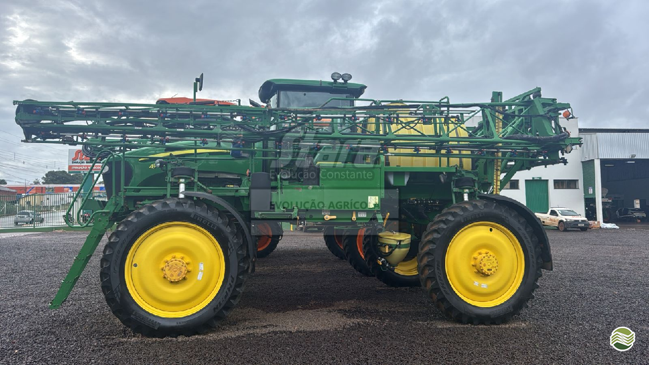 PULVERIZADOR JOHN DEERE JOHN DEERE 4730 Tração 4x2 Evolução Agrícola - Stara JATAI GOIAS GO