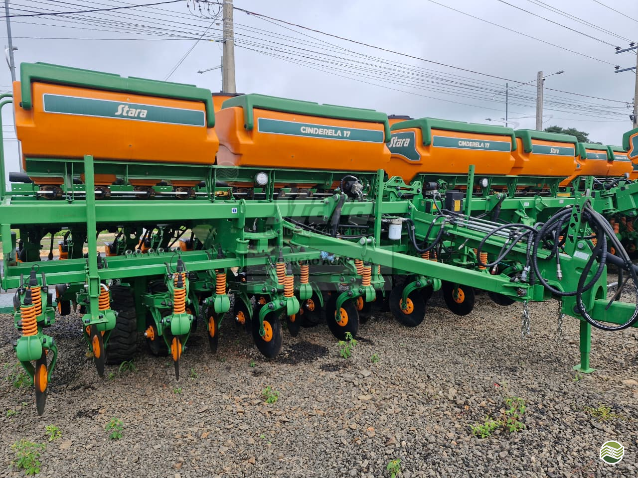 PLANTADEIRA STARA CINDERELA 17 Evolução Agrícola - Stara JATAI GOIAS GO