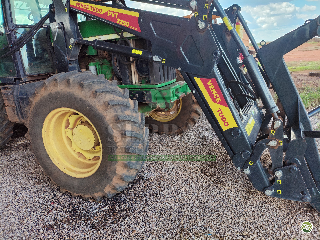 TRATOR JOHN DEERE JOHN DEERE 7505 Tração 4x4 Serras Tratores TANGARA DA SERRA MATO GROSSO MT