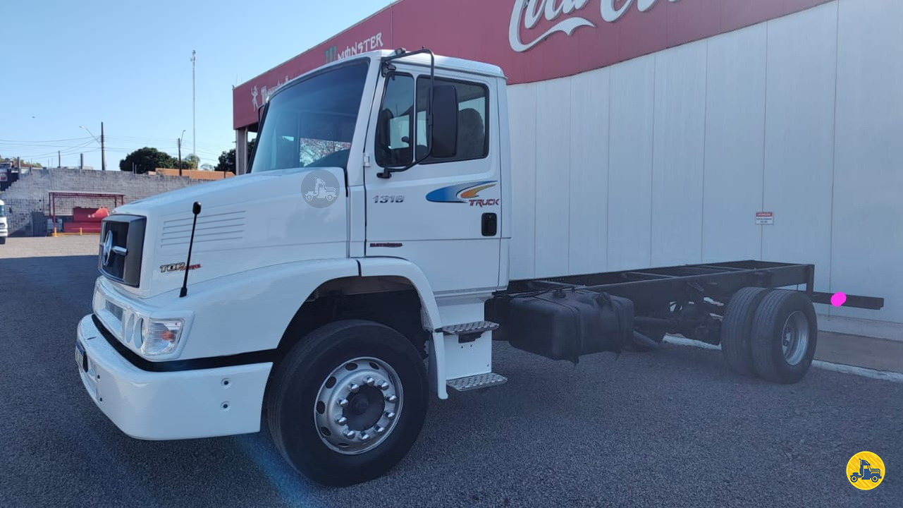 CAMINHAO MERCEDES-BENZ MB 1318 Chassis Toco 4x2 Edmilson Caminhões Usados UMUARAMA PARANÁ PR