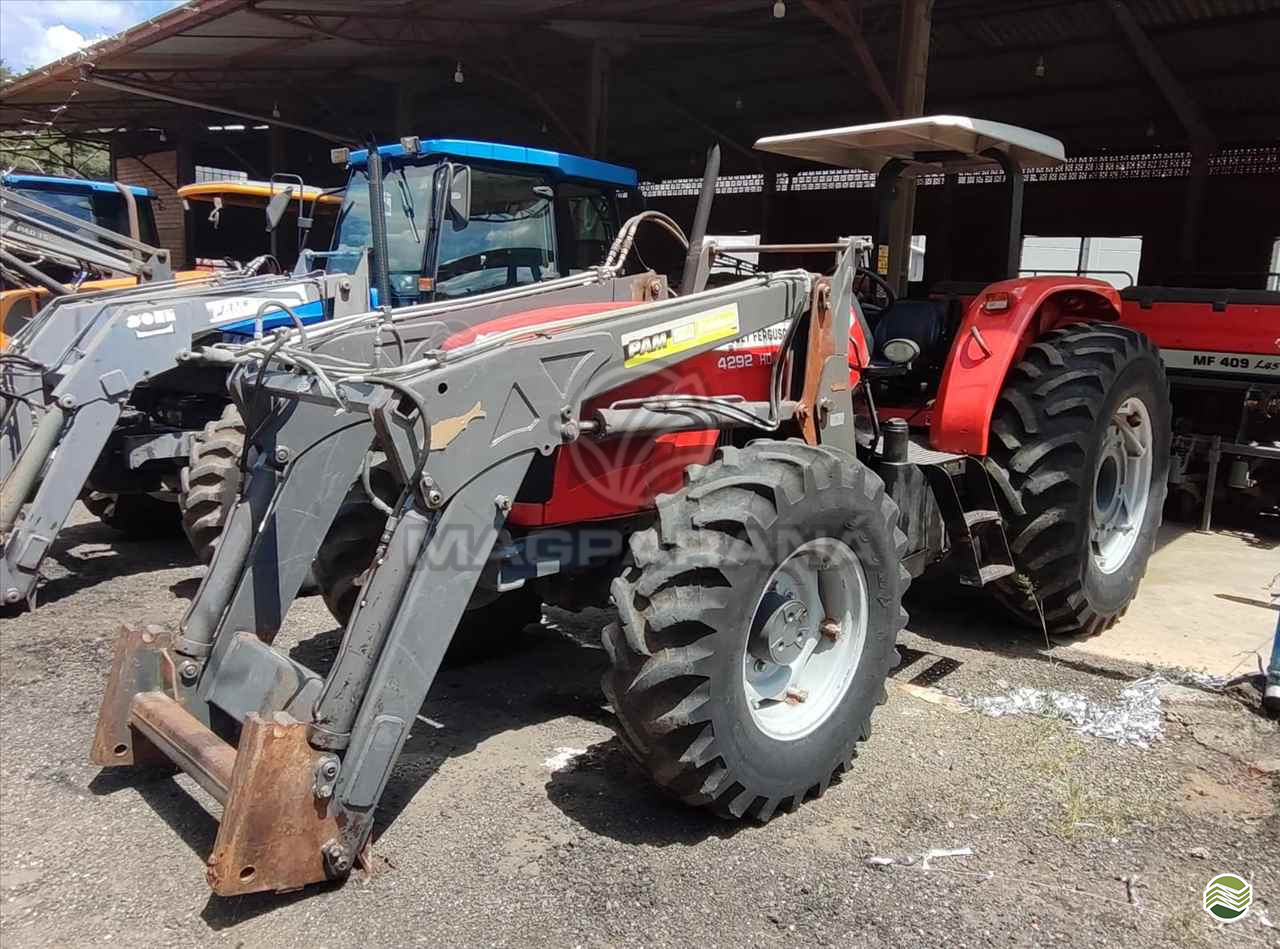 TRATOR MASSEY FERGUSON MF 4292 Tração 4x4 Magparaná - Massey IRATI PARANÁ PR