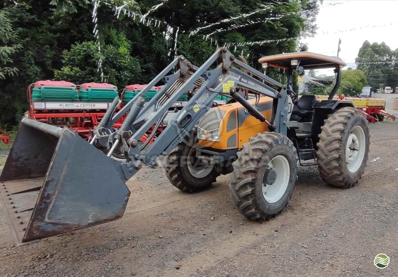VALTRA A950 de Magparaná - Massey