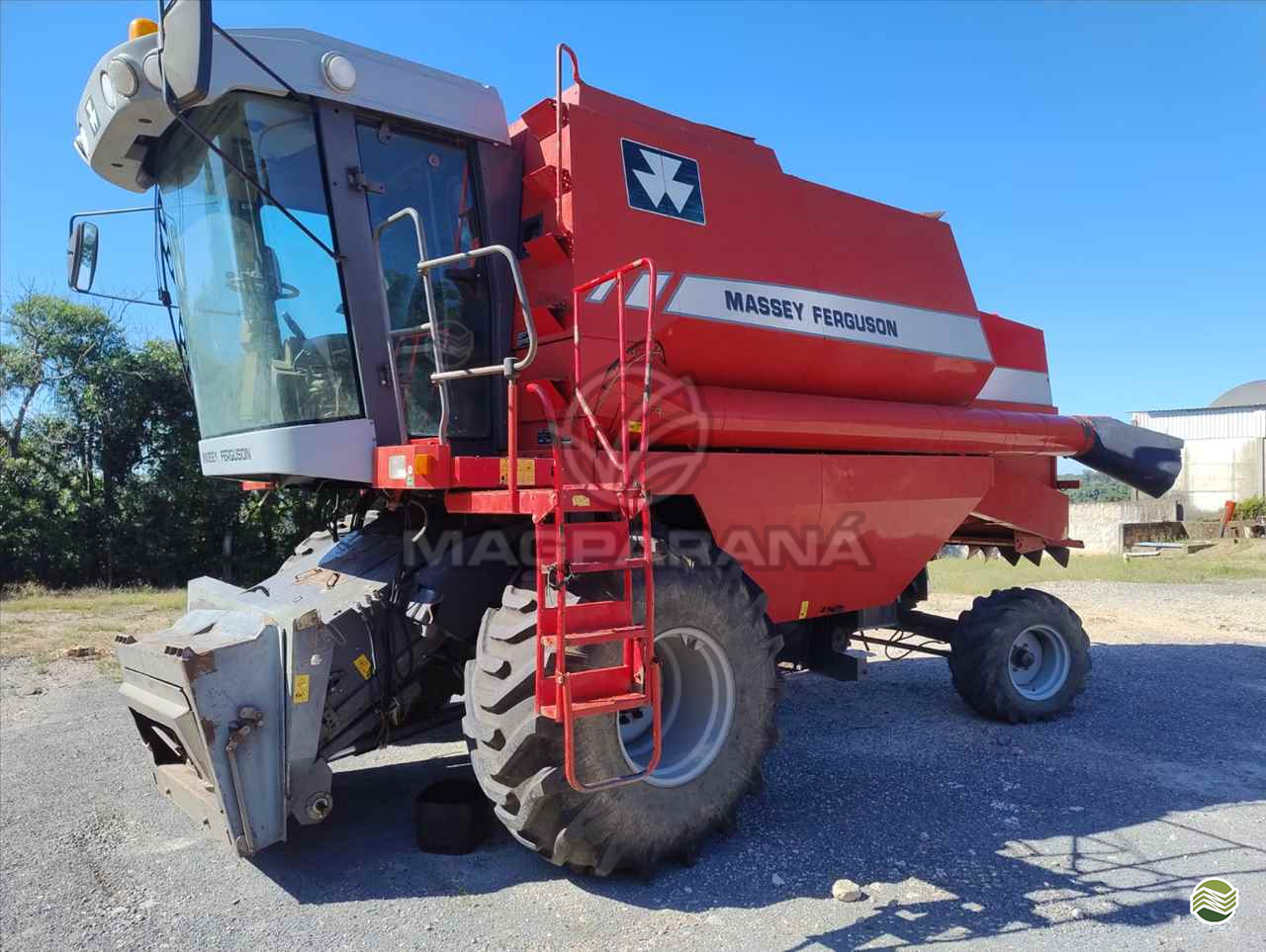COLHEITADEIRA MASSEY FERGUSON MF 32 Magparaná - Massey IRATI PARANÁ PR