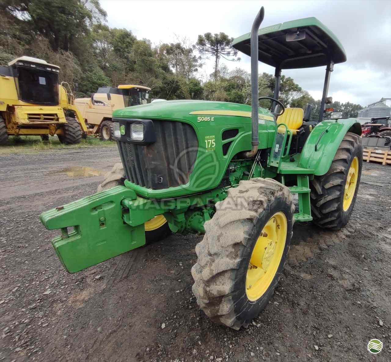 TRATOR JOHN DEERE JOHN DEERE 5085E Tração 4x4 Magparaná - Massey IRATI PARANÁ PR