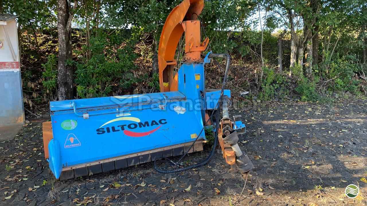 IMPLEMENTOS AGRICOLAS COLHEDORAS COLHEDORA DE FORRAGEM Paranatrator CASTRO PARANÁ PR