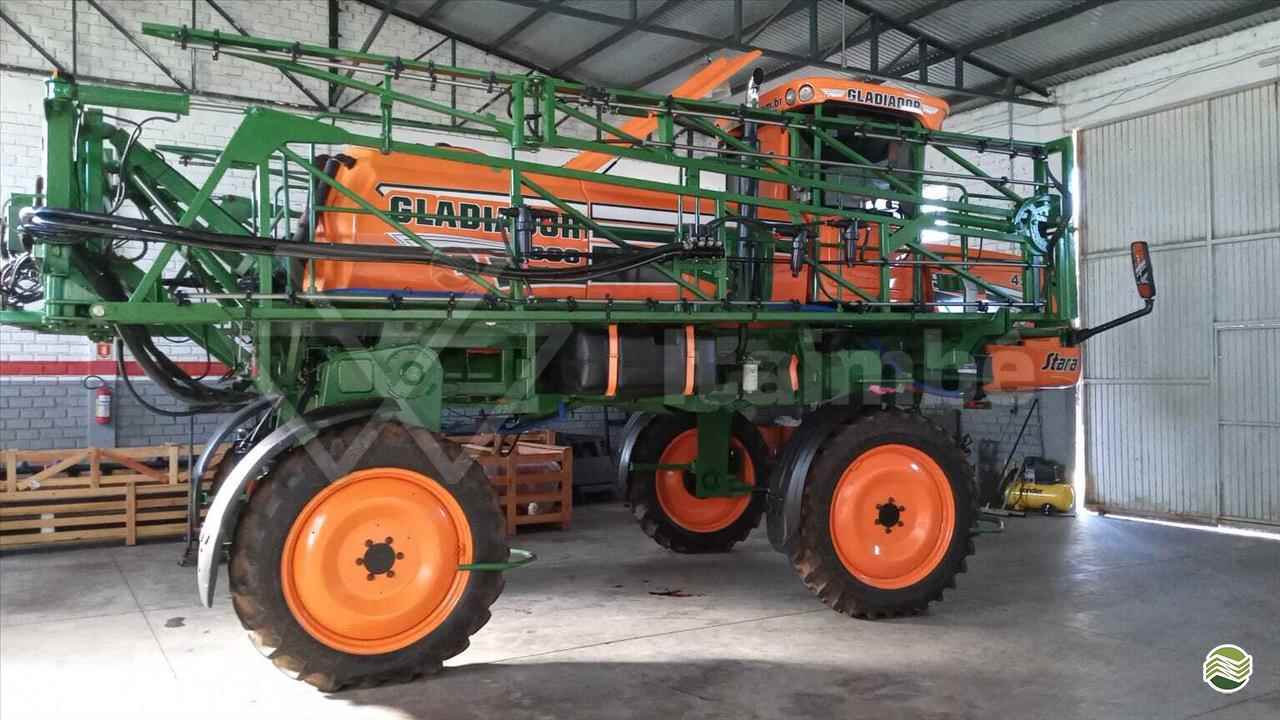 PULVERIZADOR STARA GLADIADOR 2300 Tração 4x2 Itaimbé Máquinas - Massey - Matriz SANTA MARIA RIO GRANDE DO SUL RS