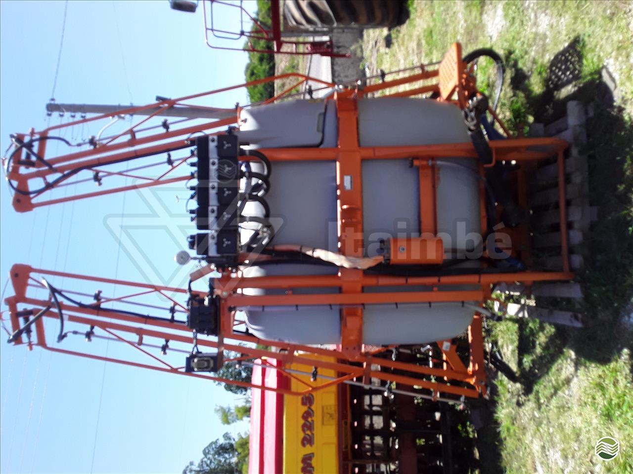 PULVERIZADOR JACTO CONDOR 800 AM14 Acoplado Hidráulico Itaimbé Máquinas - Massey - Matriz SANTA MARIA RIO GRANDE DO SUL RS