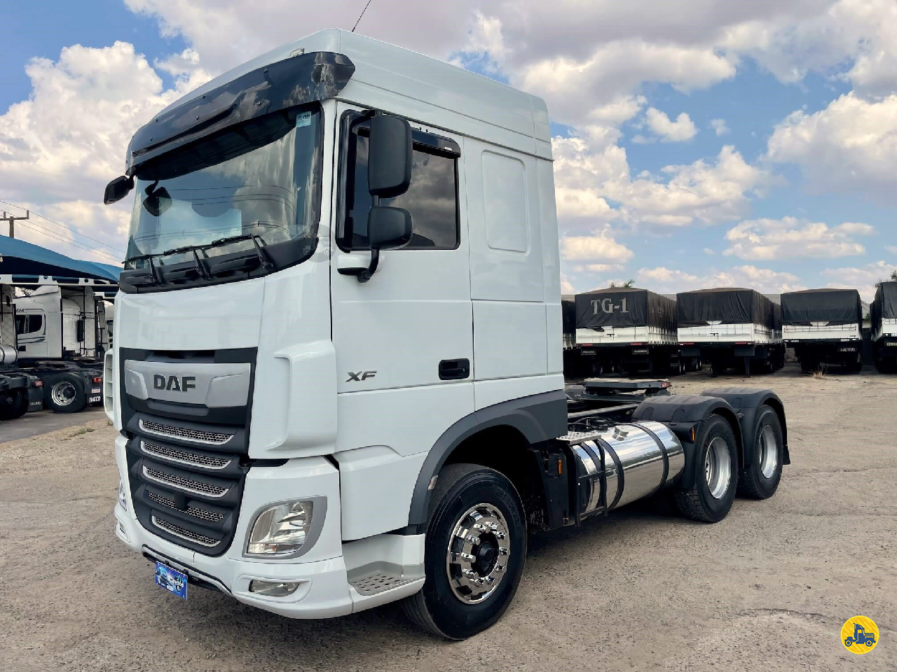 CAMINHAO DAF DAF XF FTT 530 Cavalo Mecânico Cavalo 6x4 JK Caminhões PR SARANDI PARANÁ PR