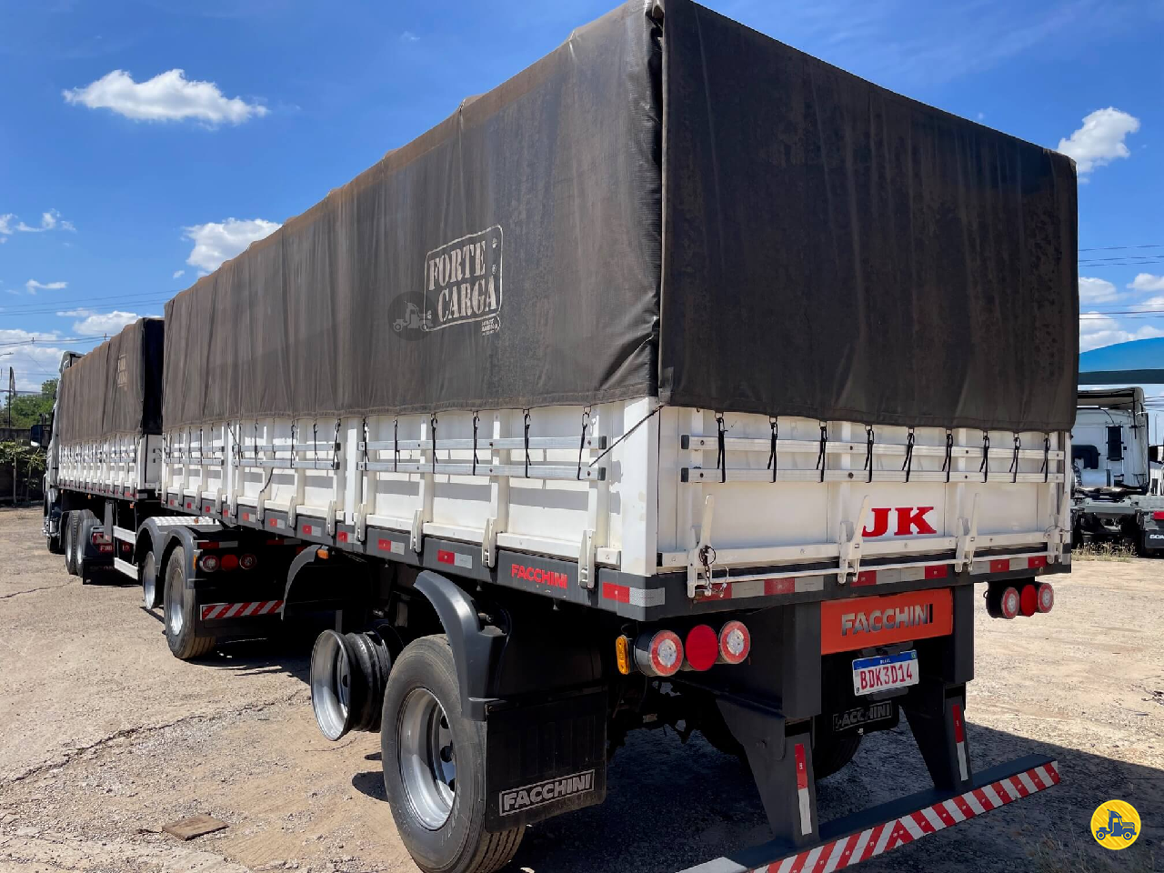 CARRETA BITREM GRANELEIRO JK Caminhões PR SARANDI PARANÁ PR