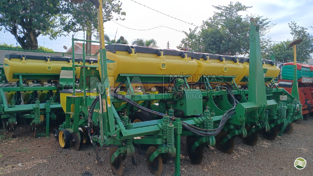 PLANTADEIRAS 1113 de M.A. Máquinas Agrícolas - Campo Mourão