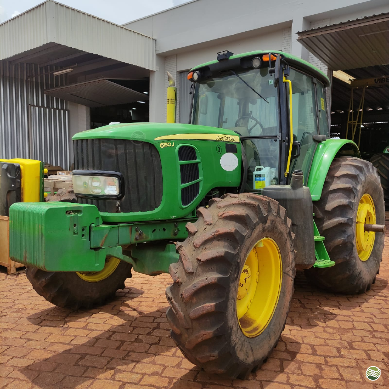TRATOR JOHN DEERE JOHN DEERE 6150J Tração 4x4 Terraverde Rental - SP CASA BRANCA SÃO PAULO SP