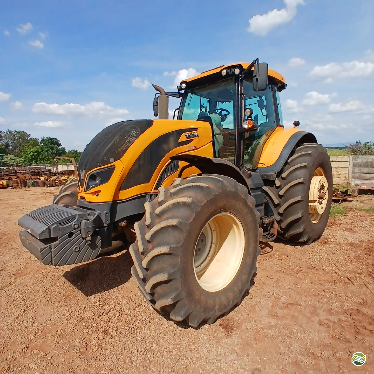 TRATOR VALTRA VALTRA T 230 CVT Tração 4x4 Terraverde Rental - SP CASA BRANCA SÃO PAULO SP