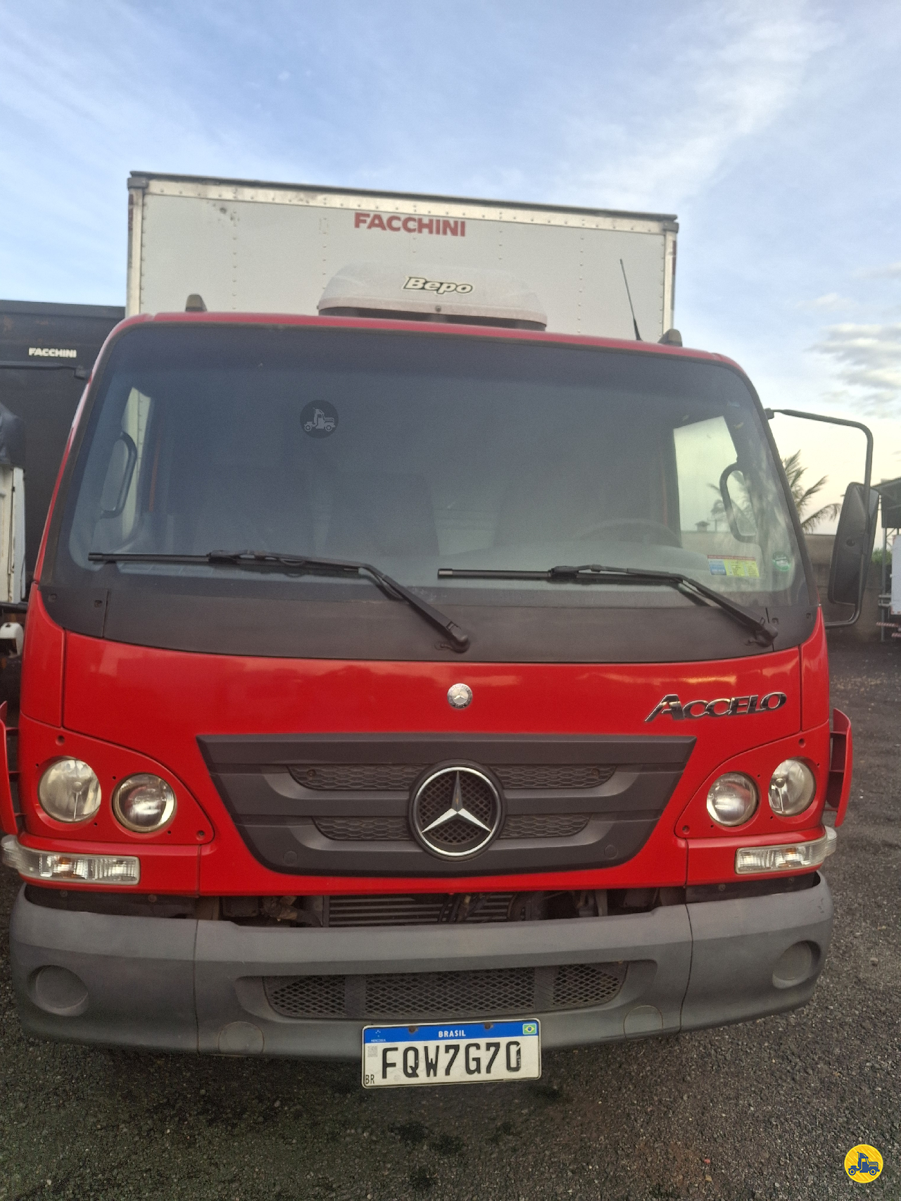 CAMINHAO MERCEDES-BENZ MB 1016 Baú Furgão 3/4 4x2 J.M Guaçu Caminhões MOGI GUACU SÃO PAULO SP
