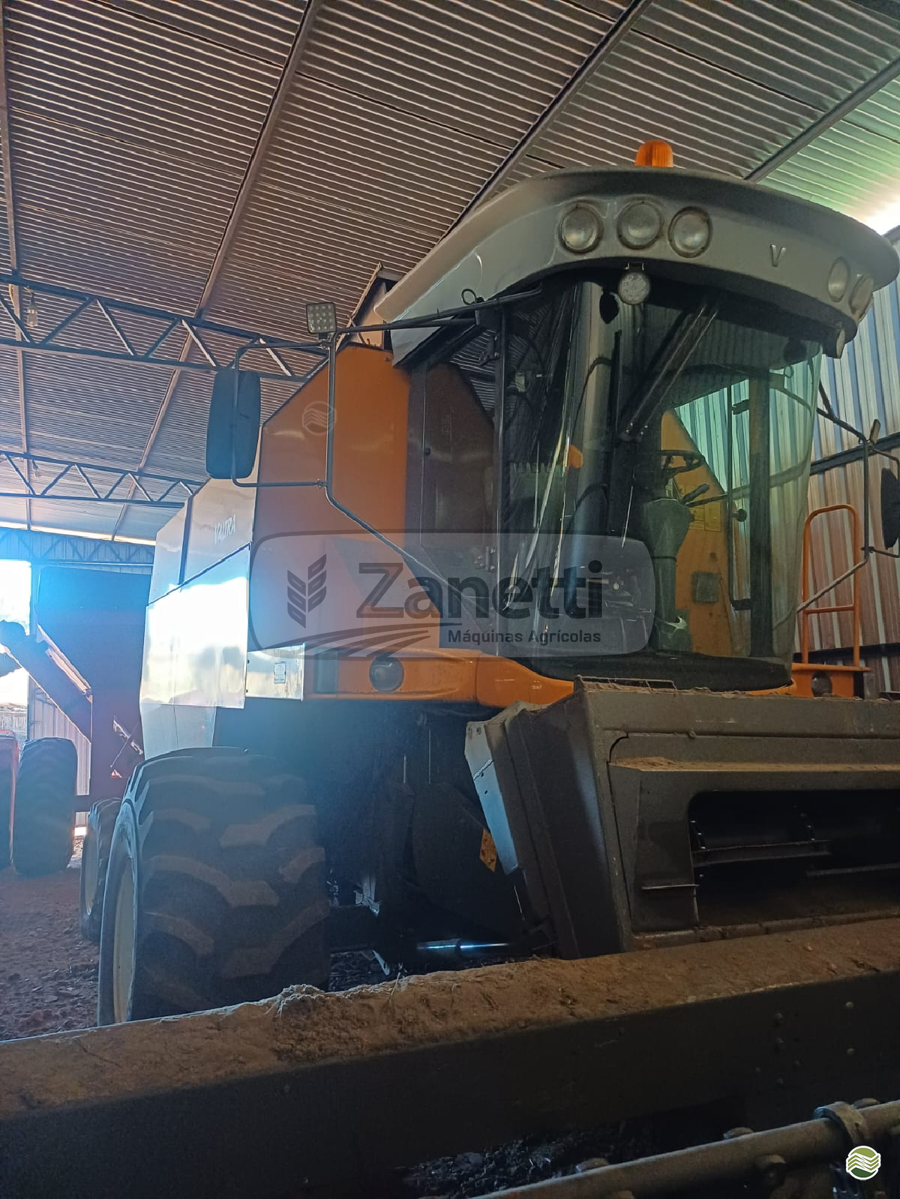 COLHEITADEIRA VALTRA VALTRA BC 4500 Zanetti Máquinas Agrícolas FREDERICO WESTPHALEN RIO GRANDE DO SUL RS
