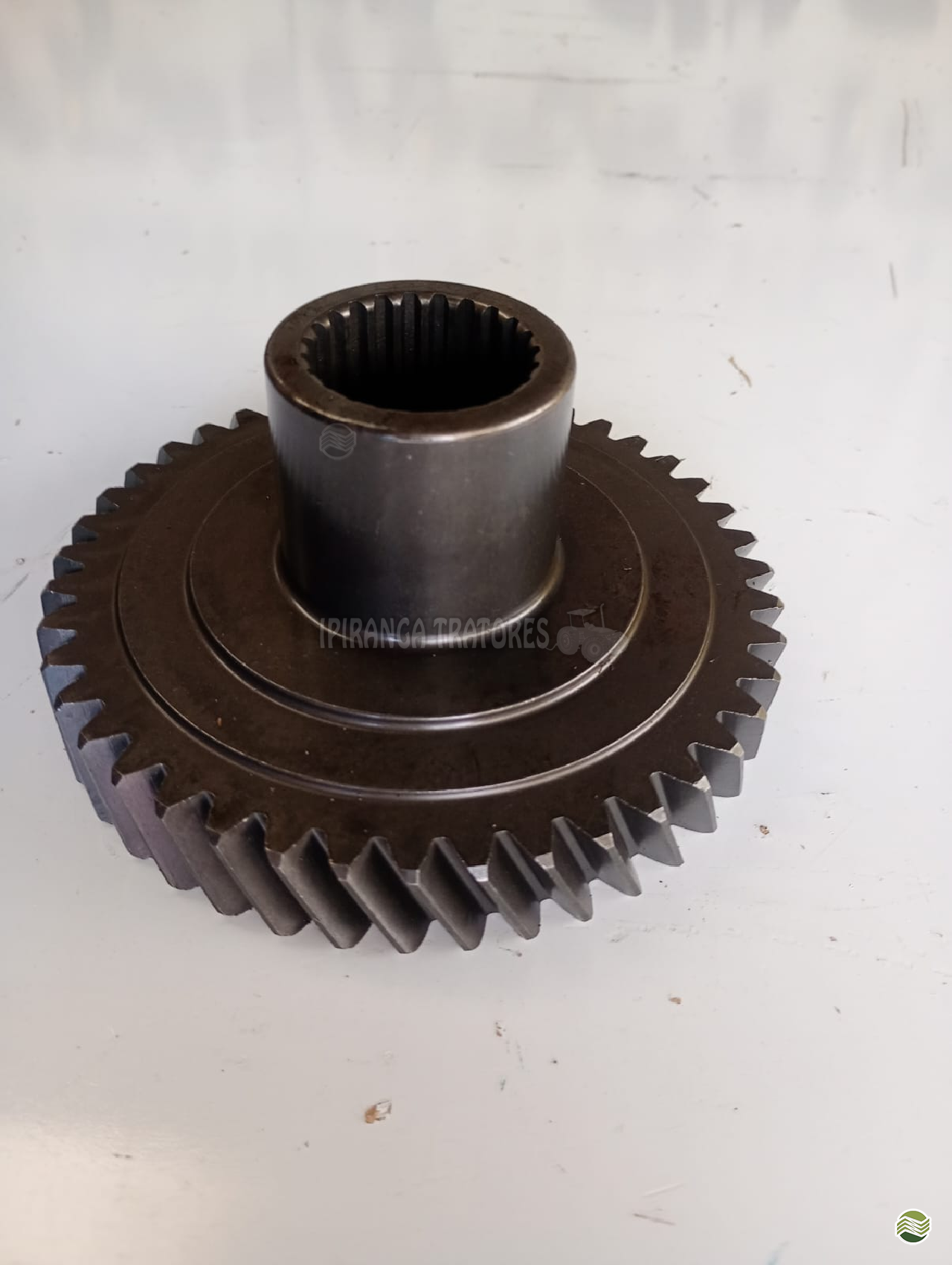 ENGRENAGEM HELICOIDAL CAIXA TRANSFERENCIA ZF NEW HOLLAND FORD 5630 A 8030 (43X23 DENTES)  E6NN3N175AA   /  83958452