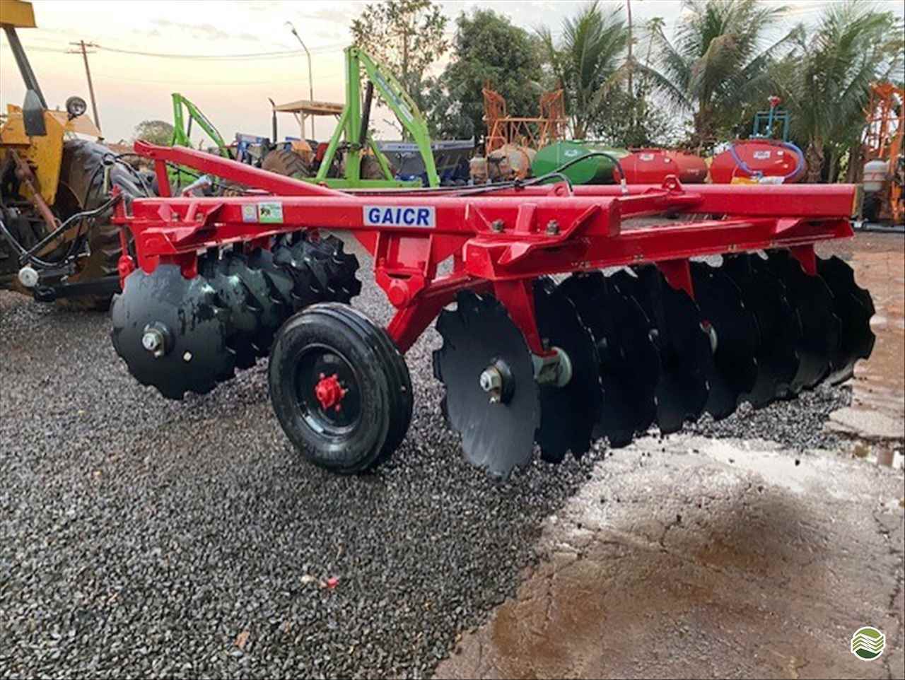 IMPLEMENTOS AGRICOLAS GRADE INTERMEDIÁRIA INTERMEDIÁRIA 16 DISCOS Carlos Tratores SP GUAIRA SÃO PAULO SP