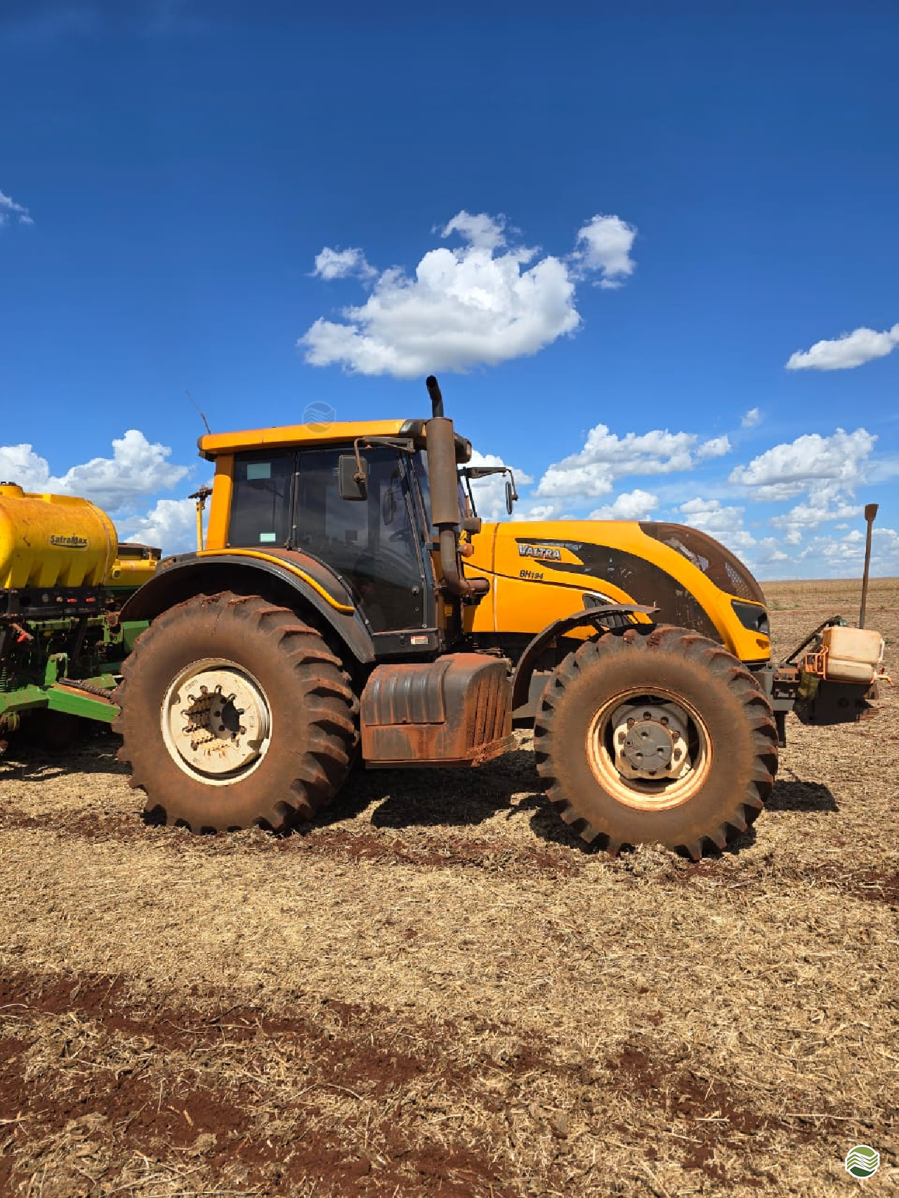 TRATOR VALTRA VALTRA 194 HiTech Tração 4x4 Carlos Tratores SP GUAIRA SÃO PAULO SP