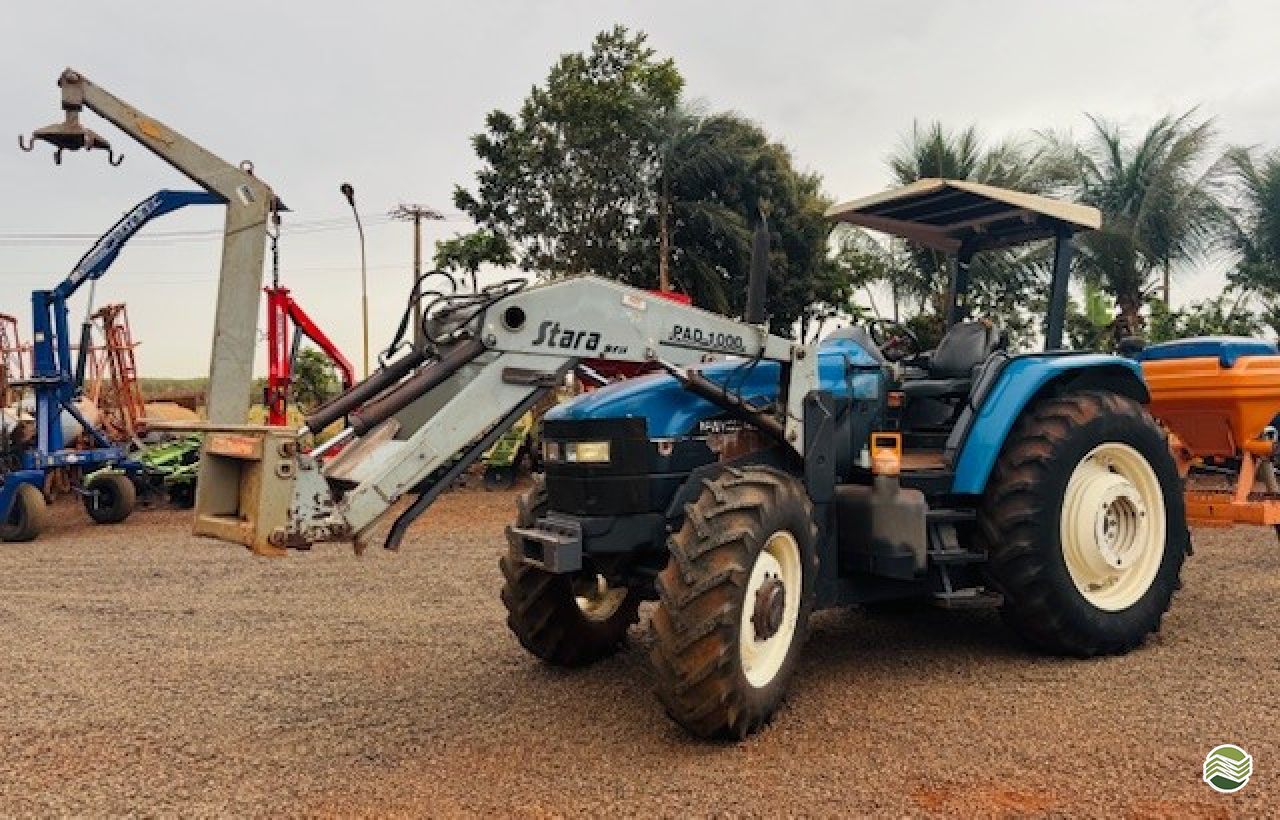 TRATOR NEW HOLLAND NEW TM 120 Tração 4x4 Carlos Tratores SP GUAIRA SÃO PAULO SP