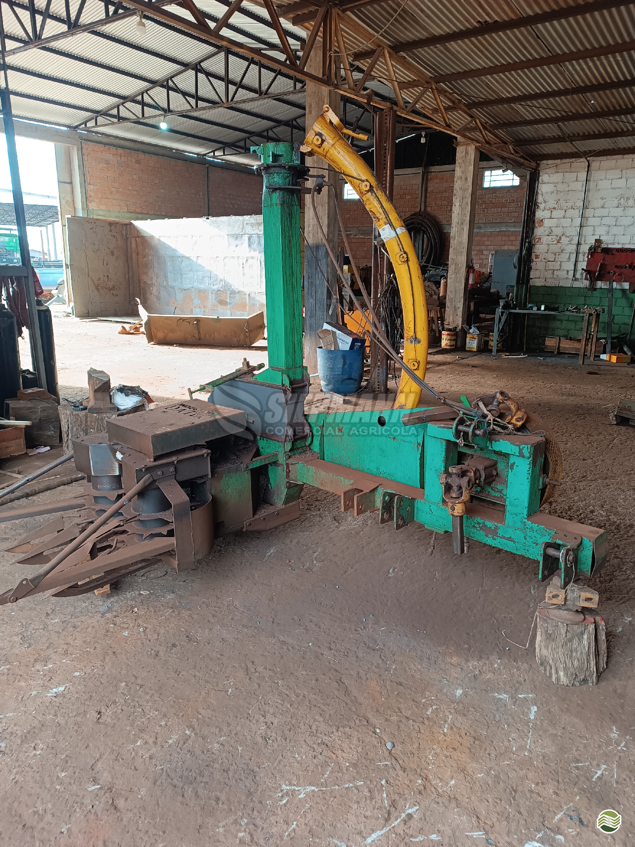 IMPLEMENTOS AGRICOLAS ENSILADEIRA ENSILADEIRA AREA TOTAL Siepmann Implementos Agrícolas INDEPENDENCIA RIO GRANDE DO SUL RS