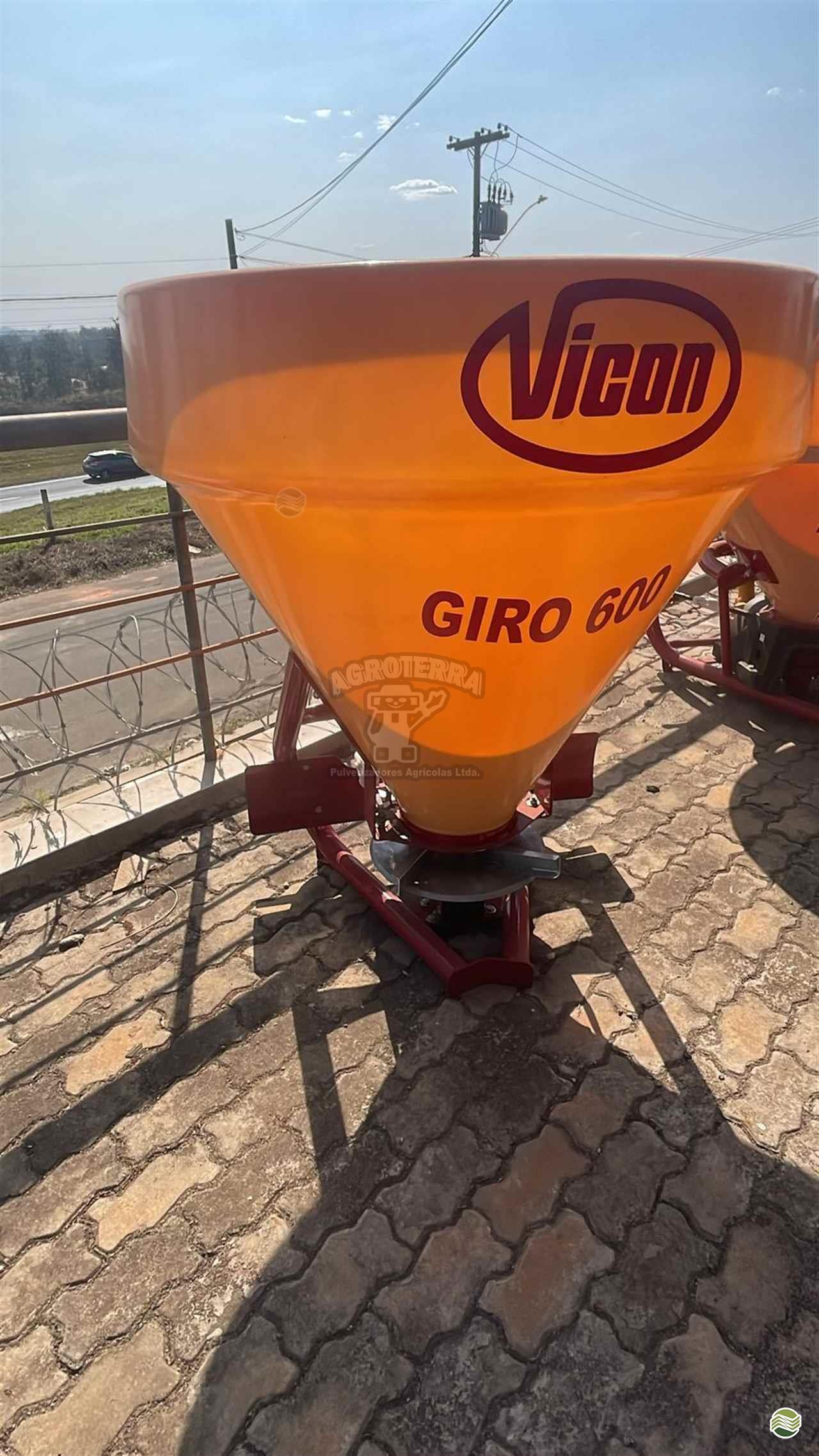 IMPLEMENTOS AGRICOLAS ADUBADOR ADUBADOR DE SOQUEIRA Agroterra Pulverizadores ARARAS SÃO PAULO SP