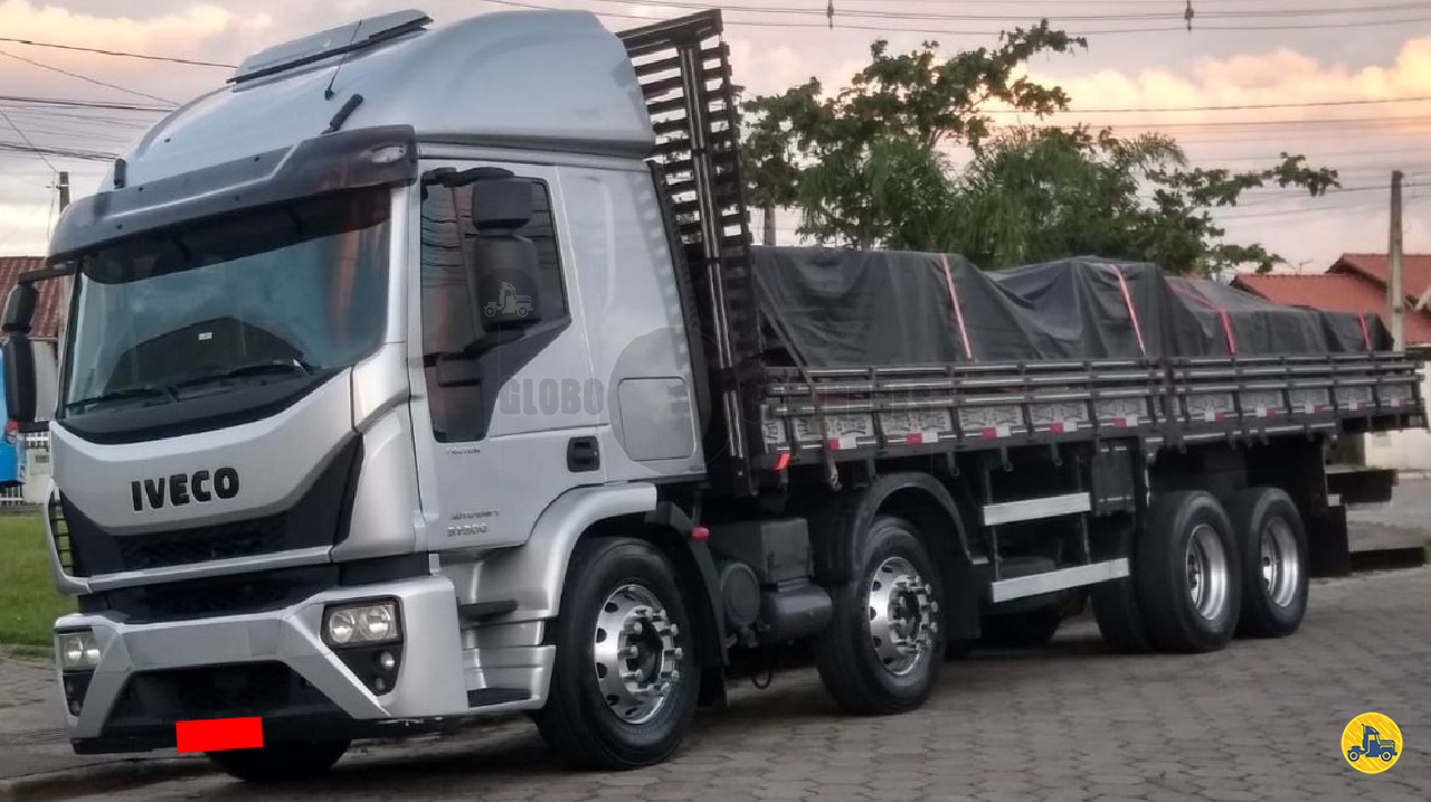 TECTOR 310E30 de Globo Caminhões Helio Maringá