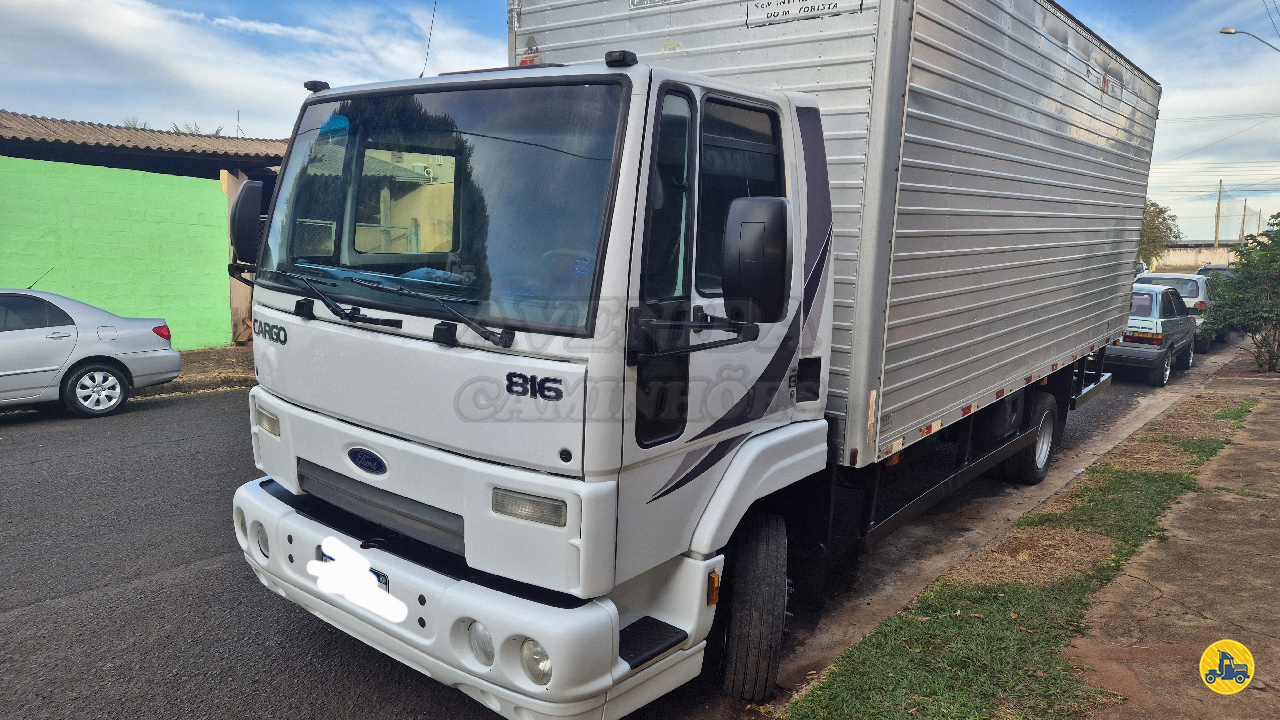 CAMINHAO FORD CARGO 816 Baú Furgão 3/4 4x2 Avenida Caminhões BRODOWSKI SÃO PAULO SP