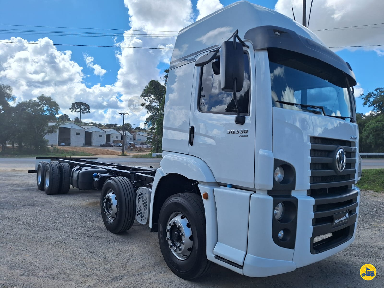 CAMINHAO VOLKSWAGEN VW 30330 Chassis BiTruck 8x2 Formula Car Caminhões  CONTENDA PARANÁ PR