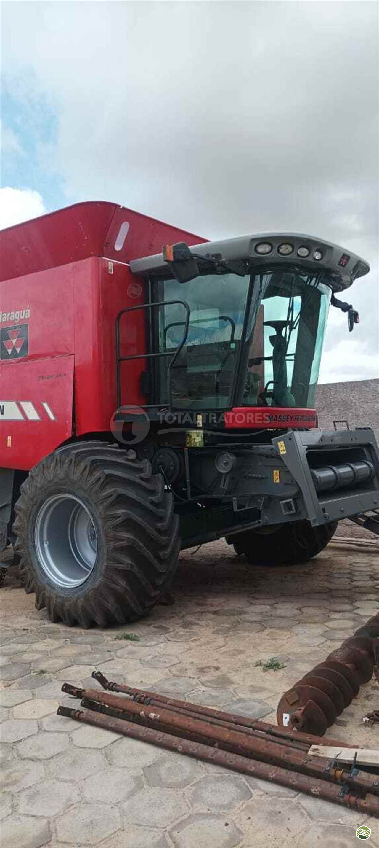 COLHEITADEIRA MASSEY FERGUSON MF 9790 Total Tratores PATOS DE MINAS MINAS GERAIS MG