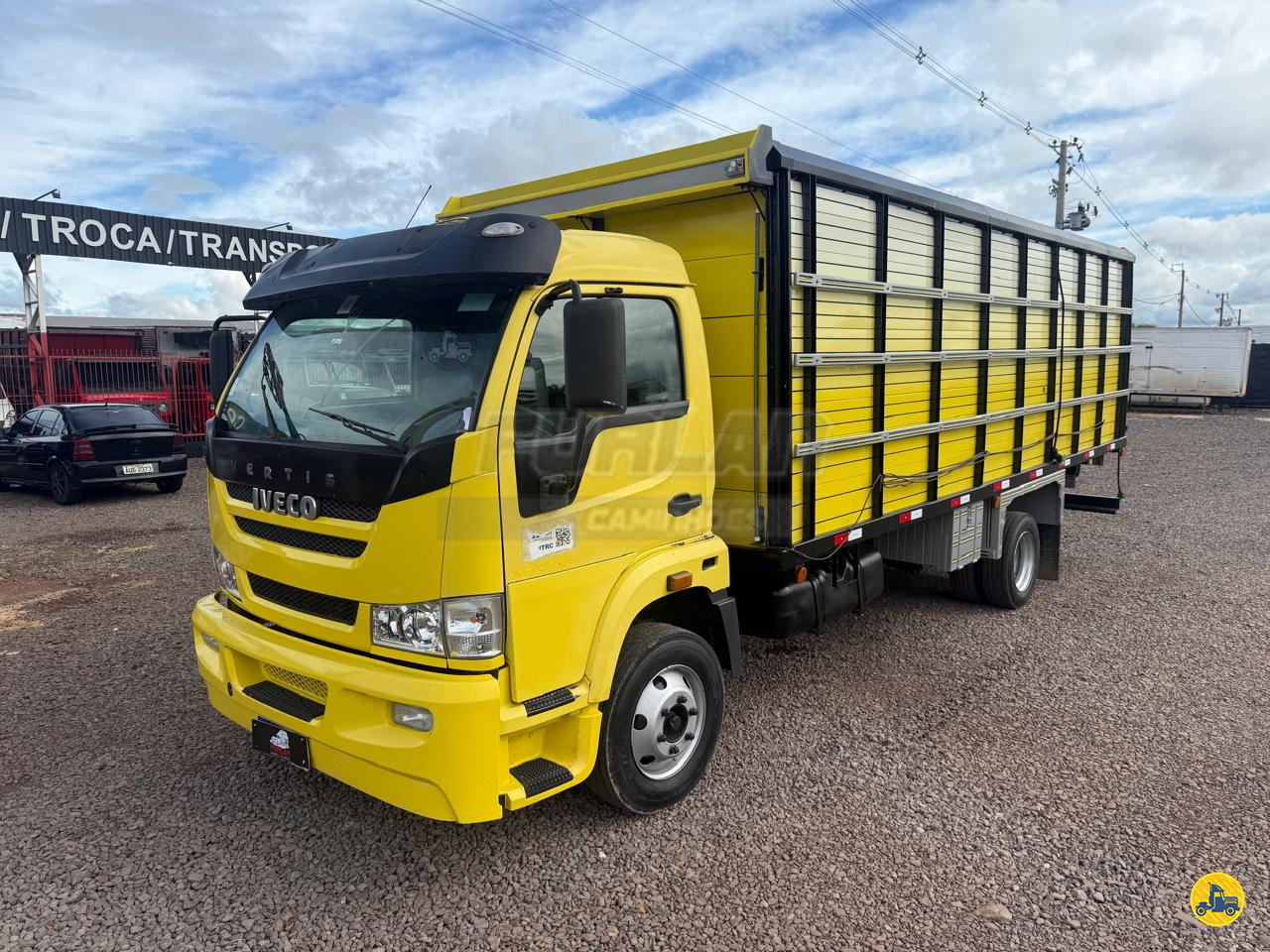 CAMINHAO IVECO VERTIS HD 90V16 Boiadeiro Cavalo 4x2 Furlan Caminhões UMUARAMA PARANÁ PR