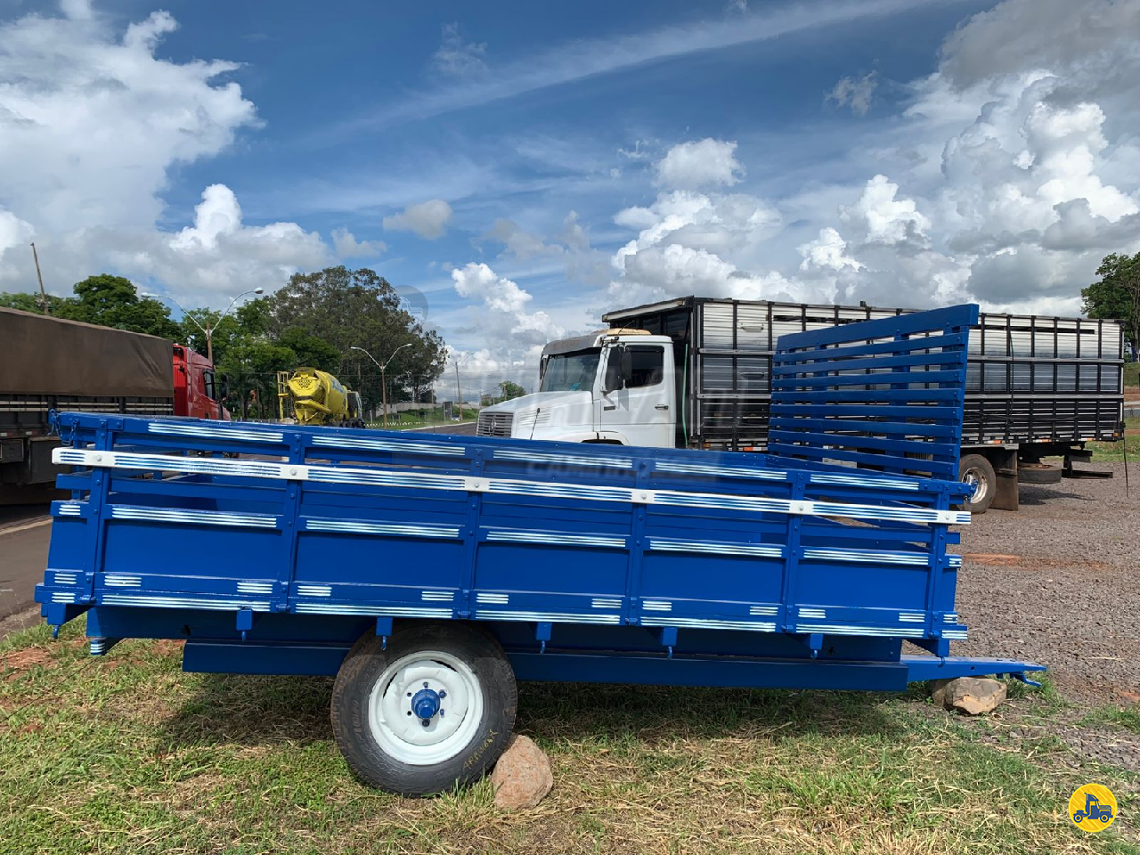 CARRETA SEMI-REBOQUE CARGA SECA Furlan Caminhões UMUARAMA PARANÁ PR