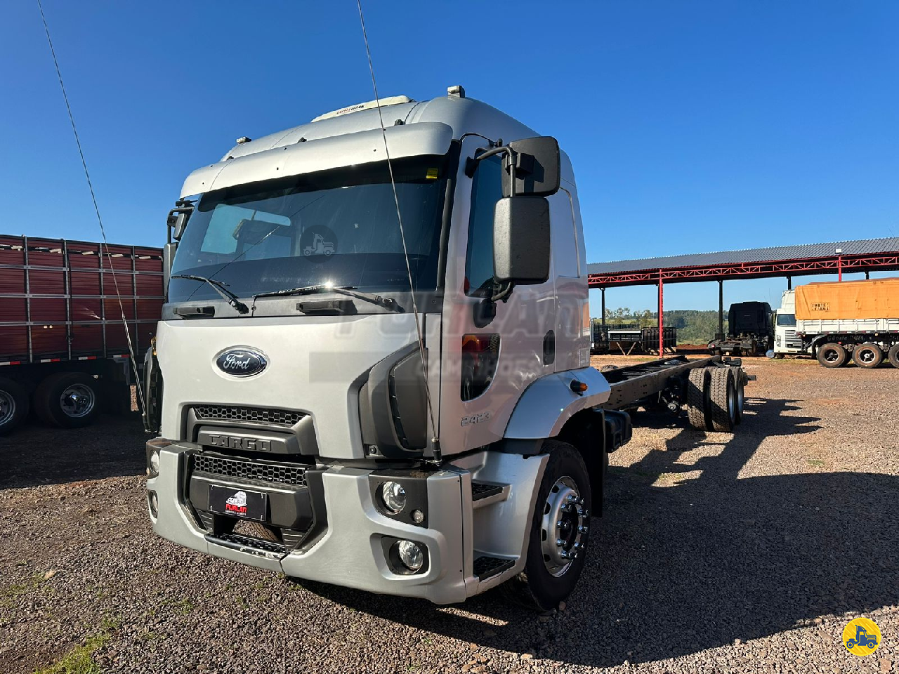 CAMINHAO FORD CARGO 2423 Chassis Truck 6x2 Furlan Caminhões UMUARAMA PARANÁ PR