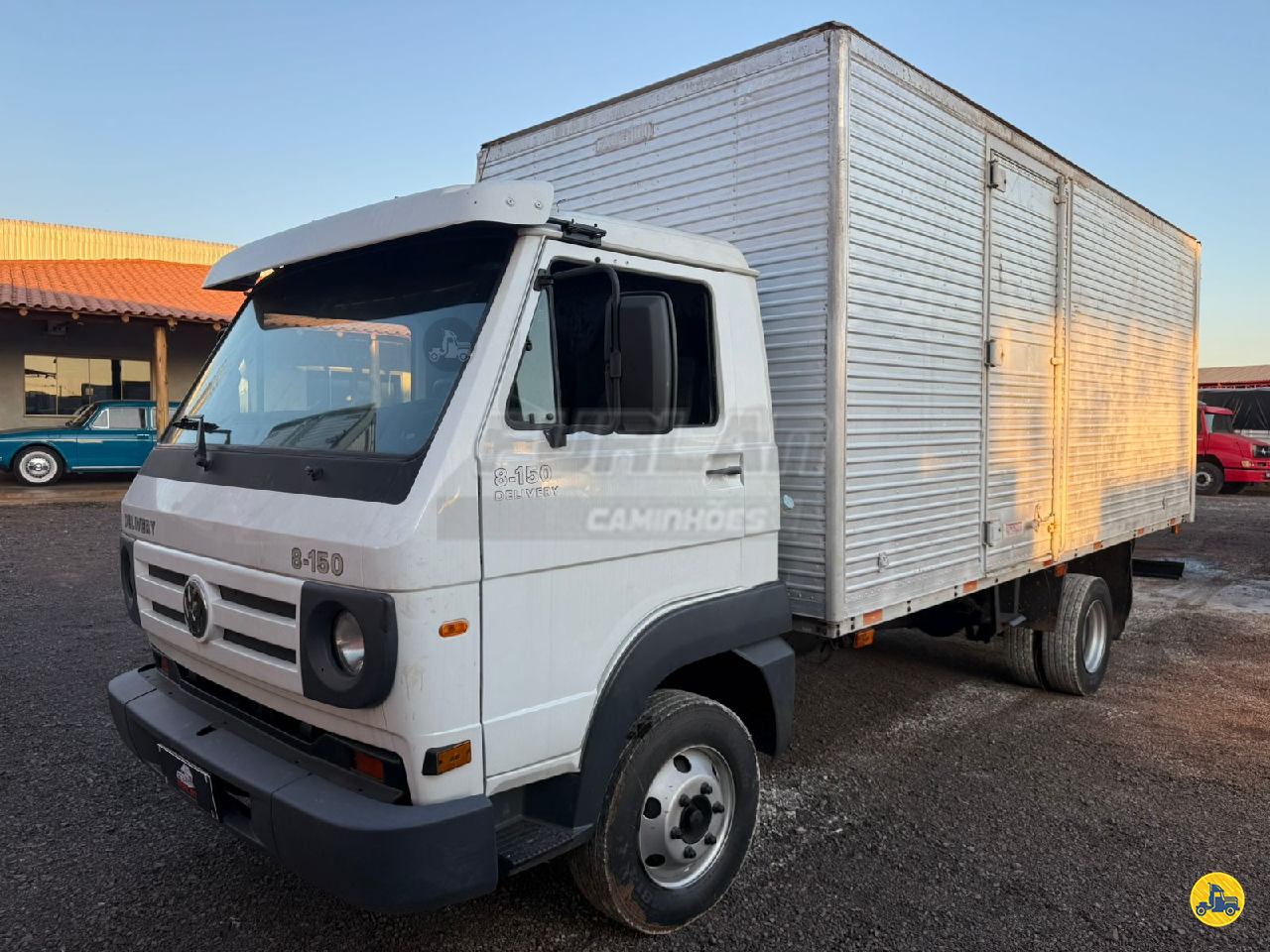 CAMINHAO VOLKSWAGEN VW 8150 Baú Furgão 3/4 4x2 Furlan Caminhões UMUARAMA PARANÁ PR