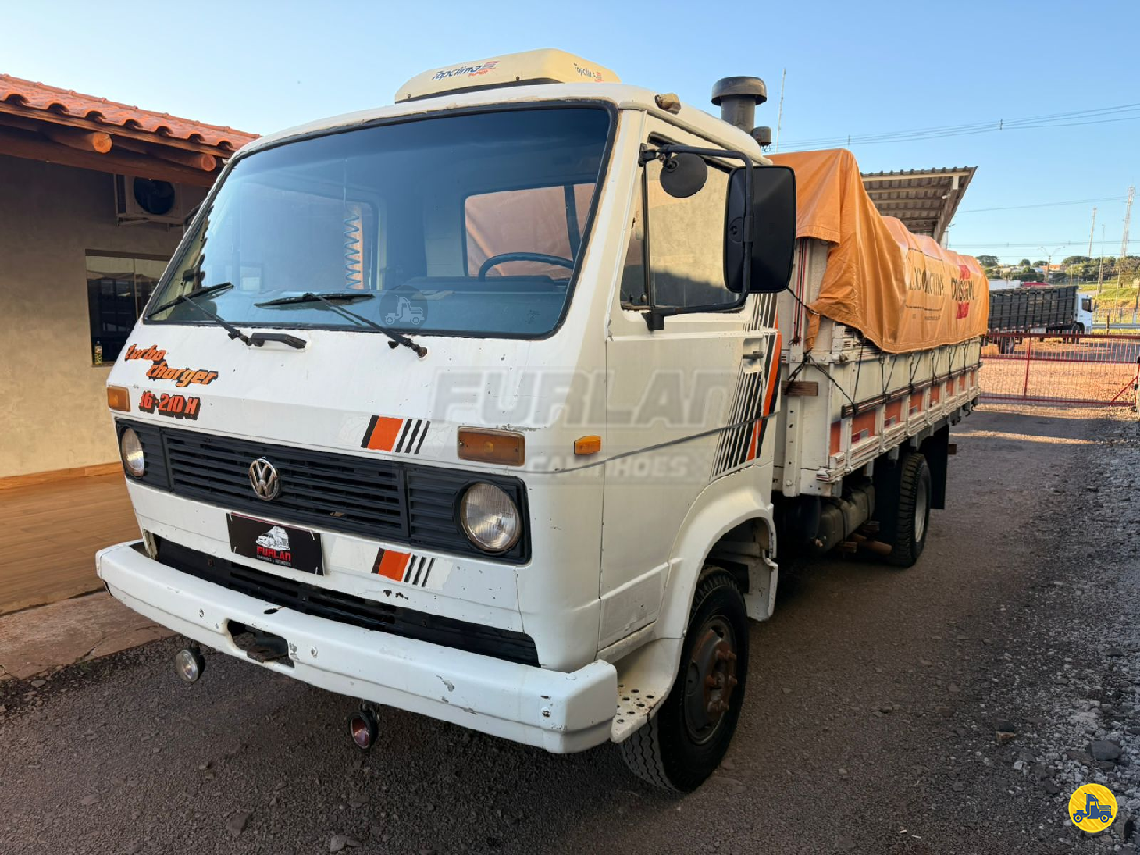 VW 690 de Furlan Caminhões