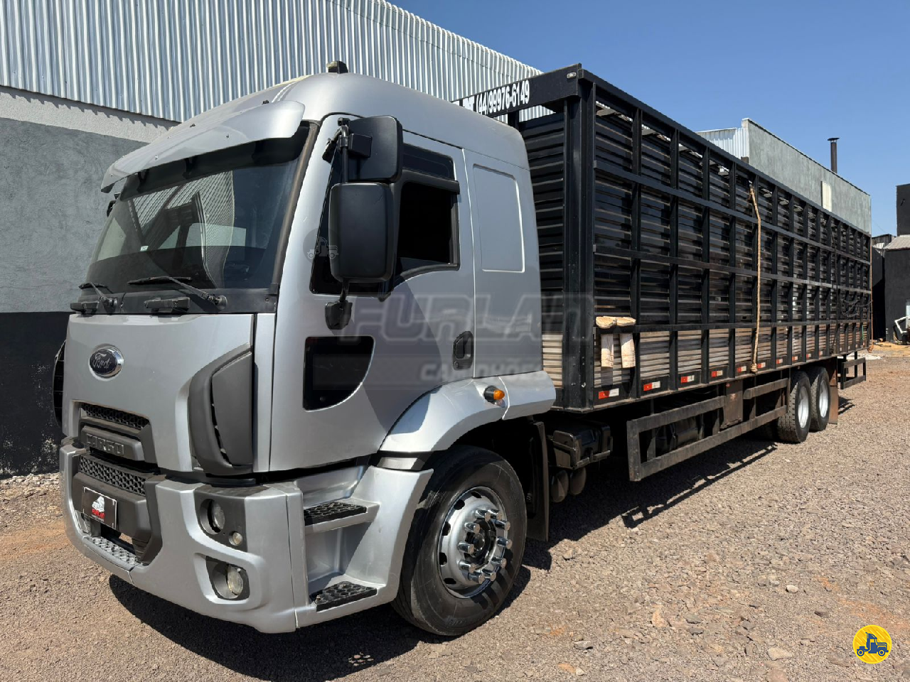 CAMINHAO FORD CARGO 2423 Boiadeiro Truck 6x2 Furlan Caminhões UMUARAMA PARANÁ PR