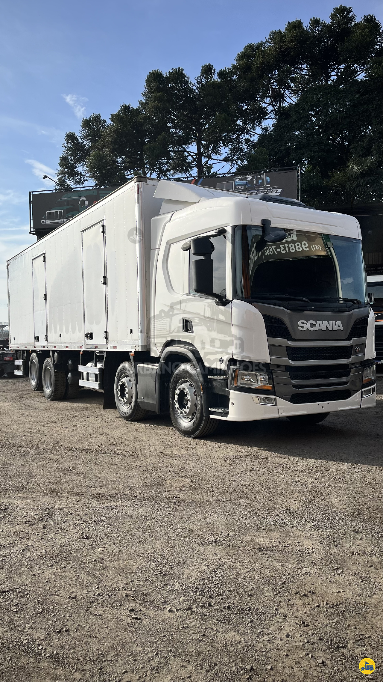 CAMINHAO SCANIA SCANIA P360 Baú Térmico BiTruck 8x2 Urbano Caminhões CURITIBA PARANÁ PR
