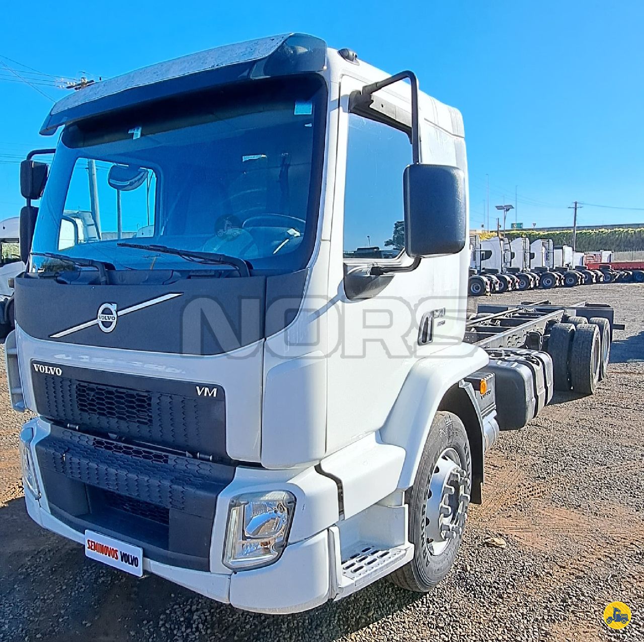 CAMINHAO VOLVO VOLVO VM 270 Chassis Truck 6x2 Nors Caminhões e Ônibus Brasil São Paulo SAO PAULO SÃO PAULO SP