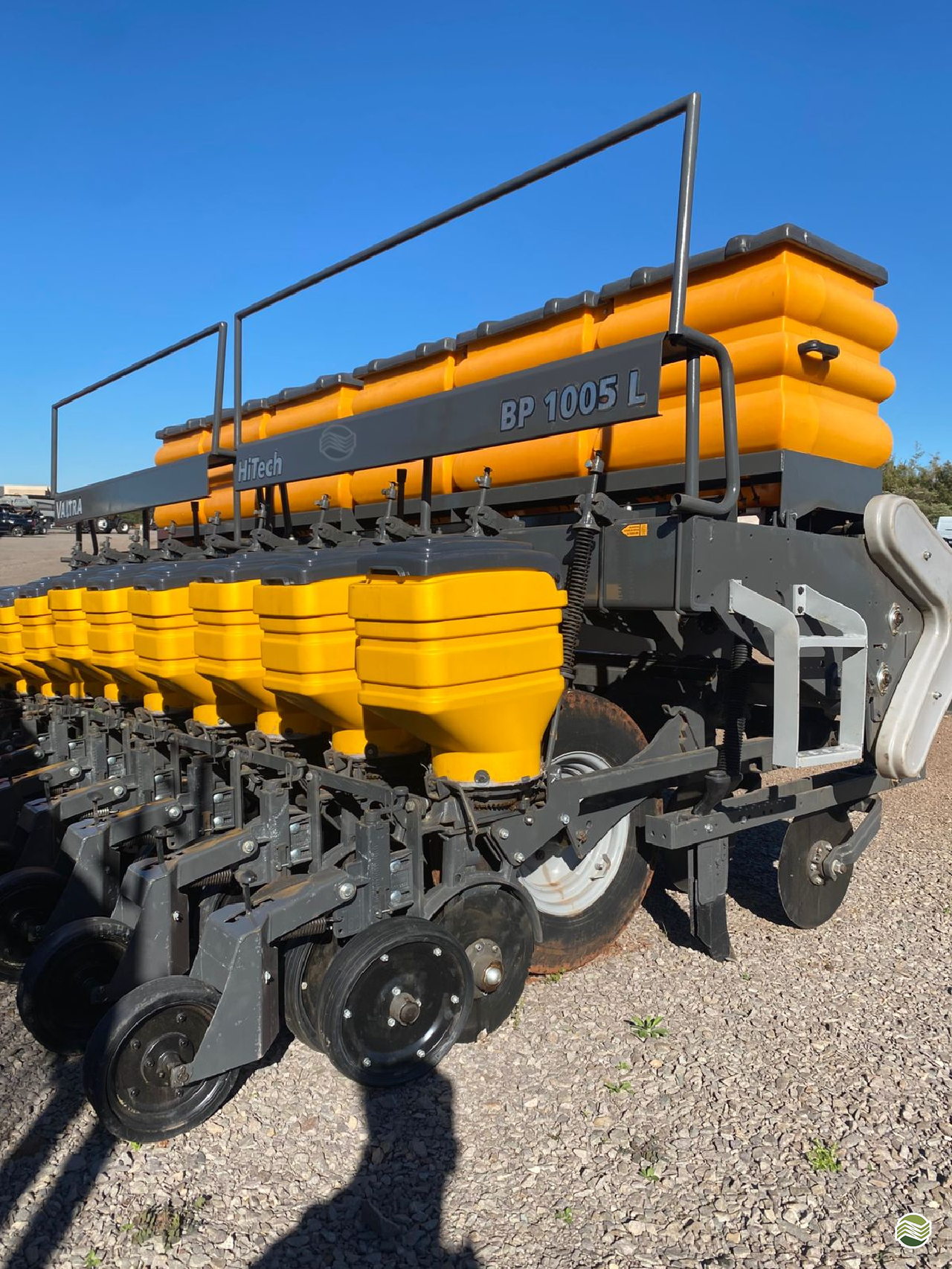 PLANTADEIRA VALTRA HITECH BP 1206 Razera Seminovos - Fendt PASSO FUNDO RIO GRANDE DO SUL RS