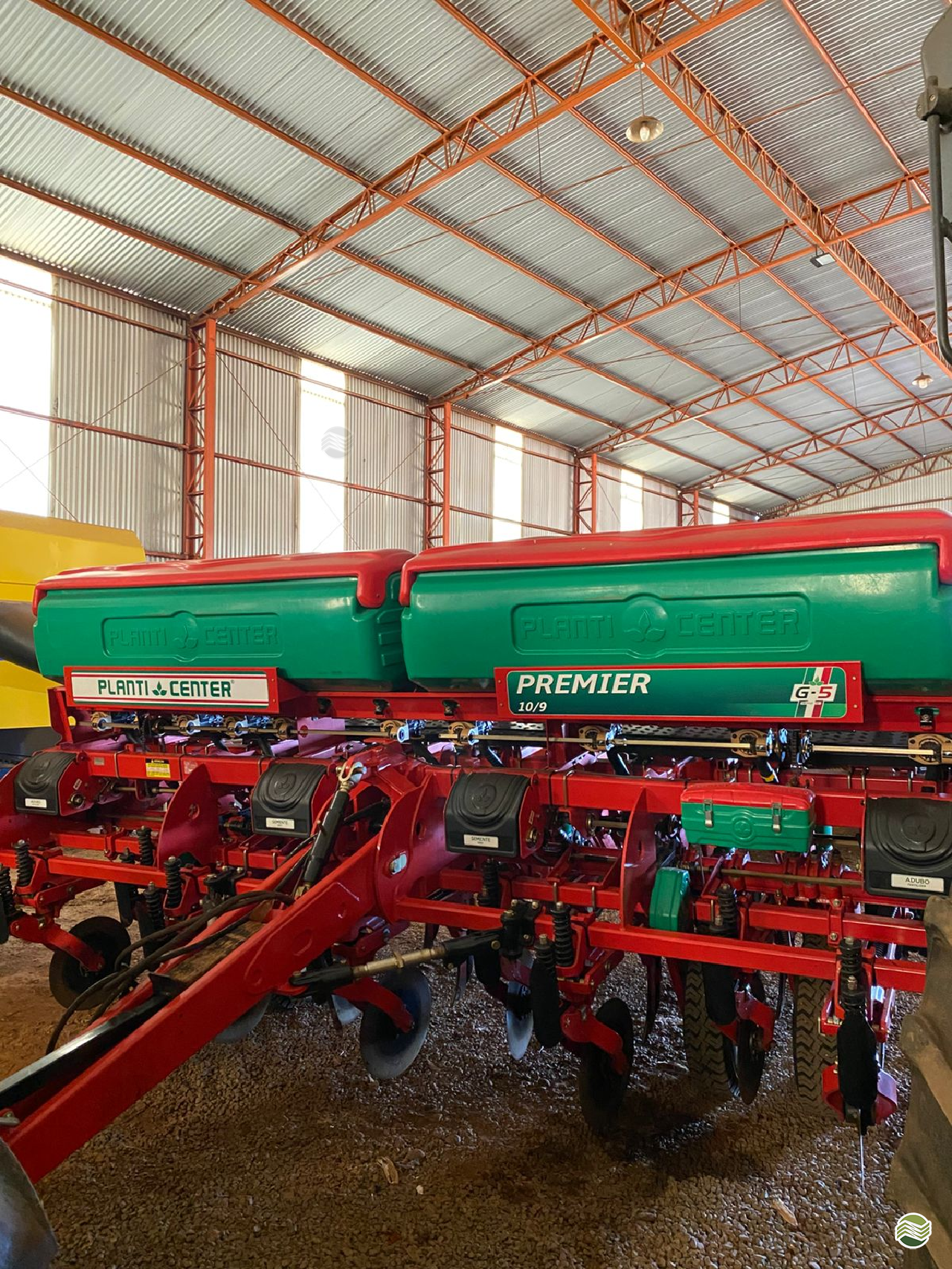 PLANTADEIRA PLANTI CENTER PREMIER G5 10/09 Camtrac Máquinas Agrícolas MARIALVA PARANÁ PR