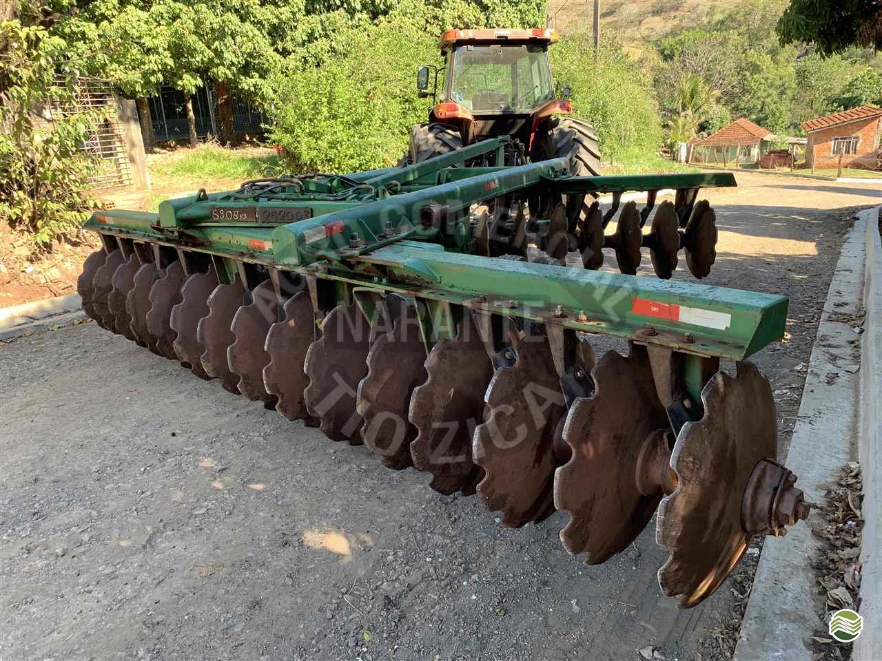 IMPLEMENTOS AGRICOLAS GRADE INTERMEDIÁRIA INTERMEDIÁRIA 30 DISCOS Agro Comercial Narante URAI PARANÁ PR