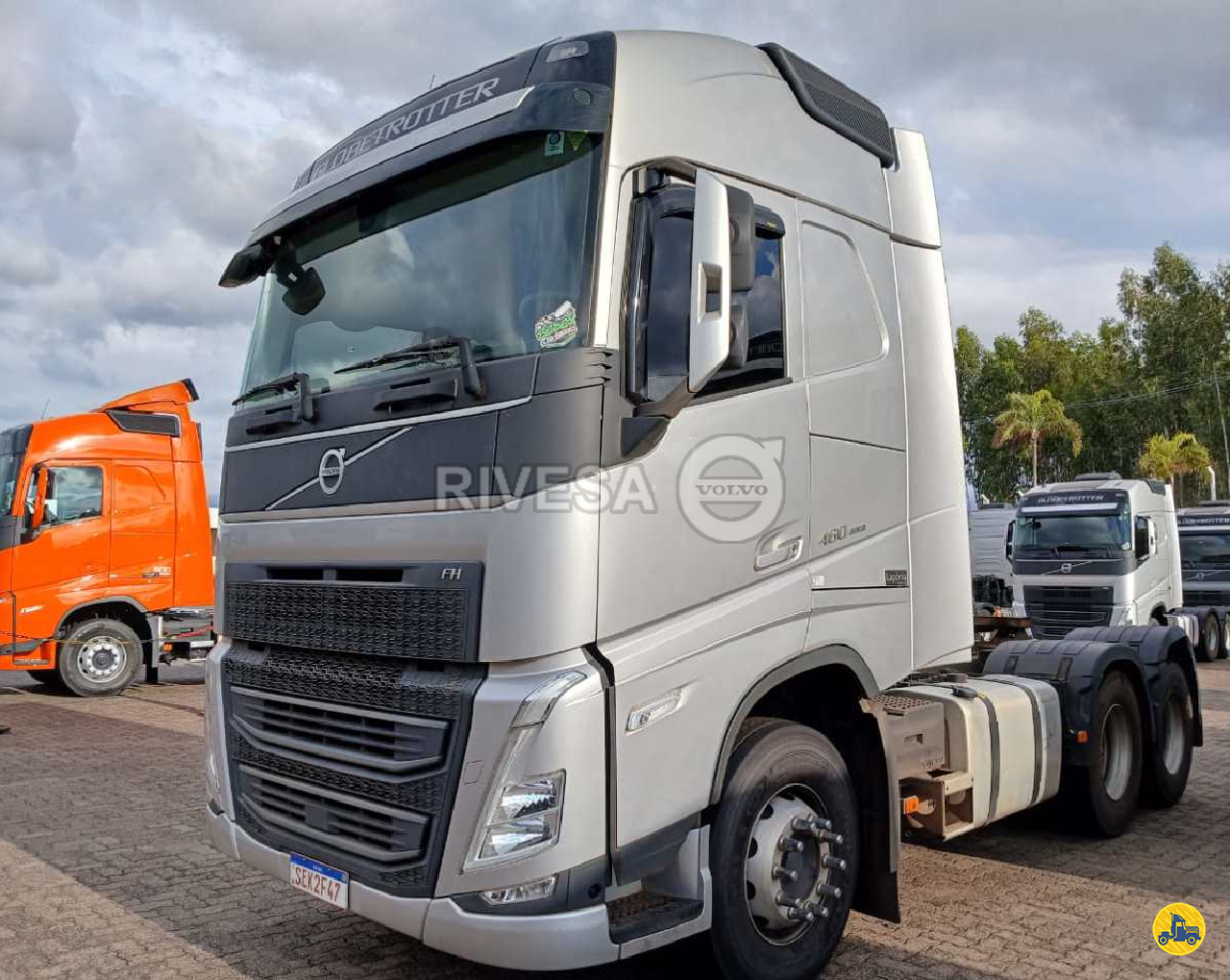 CAMINHAO VOLVO VOLVO FH 460 Cavalo Mecânico Cavalo 6x2 Rivesa - Volvo Matriz MARINGA PARANÁ PR