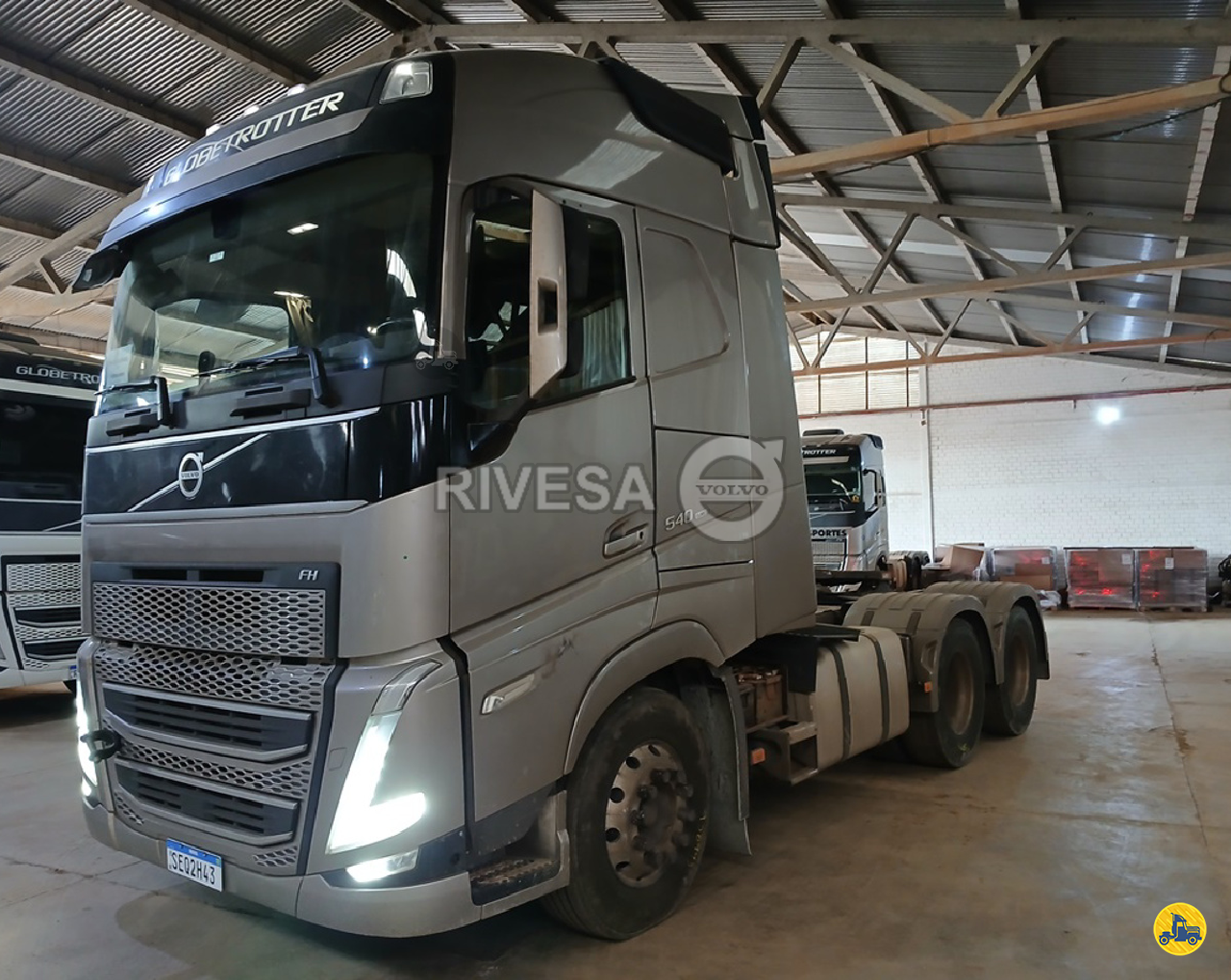 CAMINHAO VOLVO VOLVO FH 540 Cavalo Mecânico Cavalo 6x4 Rivesa - Volvo Matriz MARINGA PARANÁ PR